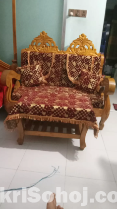 কম দামে নতুন সোফা নিন